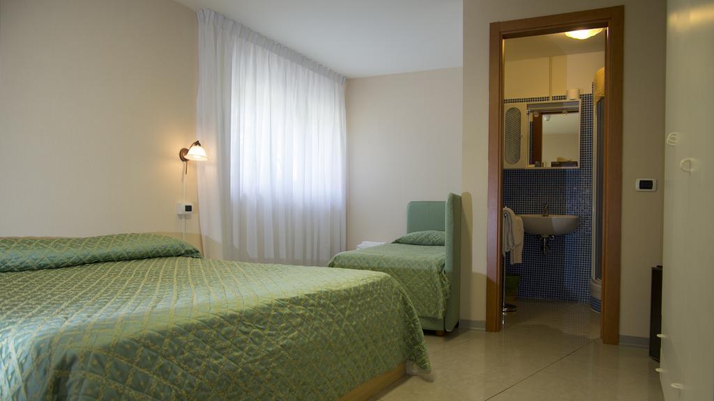 Hotel Cristallo Lerici Exteriör bild