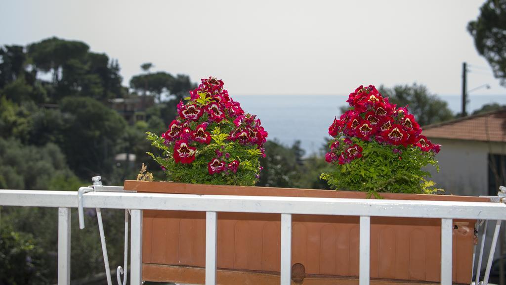 Hotel Cristallo Lerici Exteriör bild