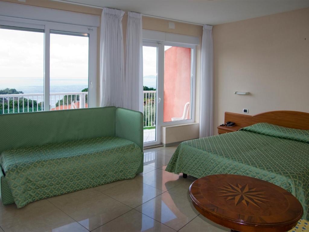 Hotel Cristallo Lerici Rum bild