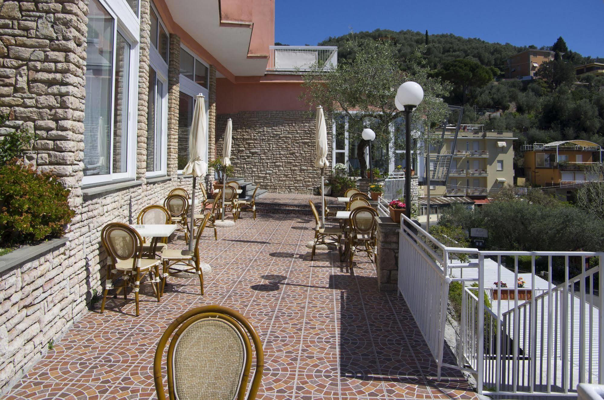 Hotel Cristallo Lerici Exteriör bild